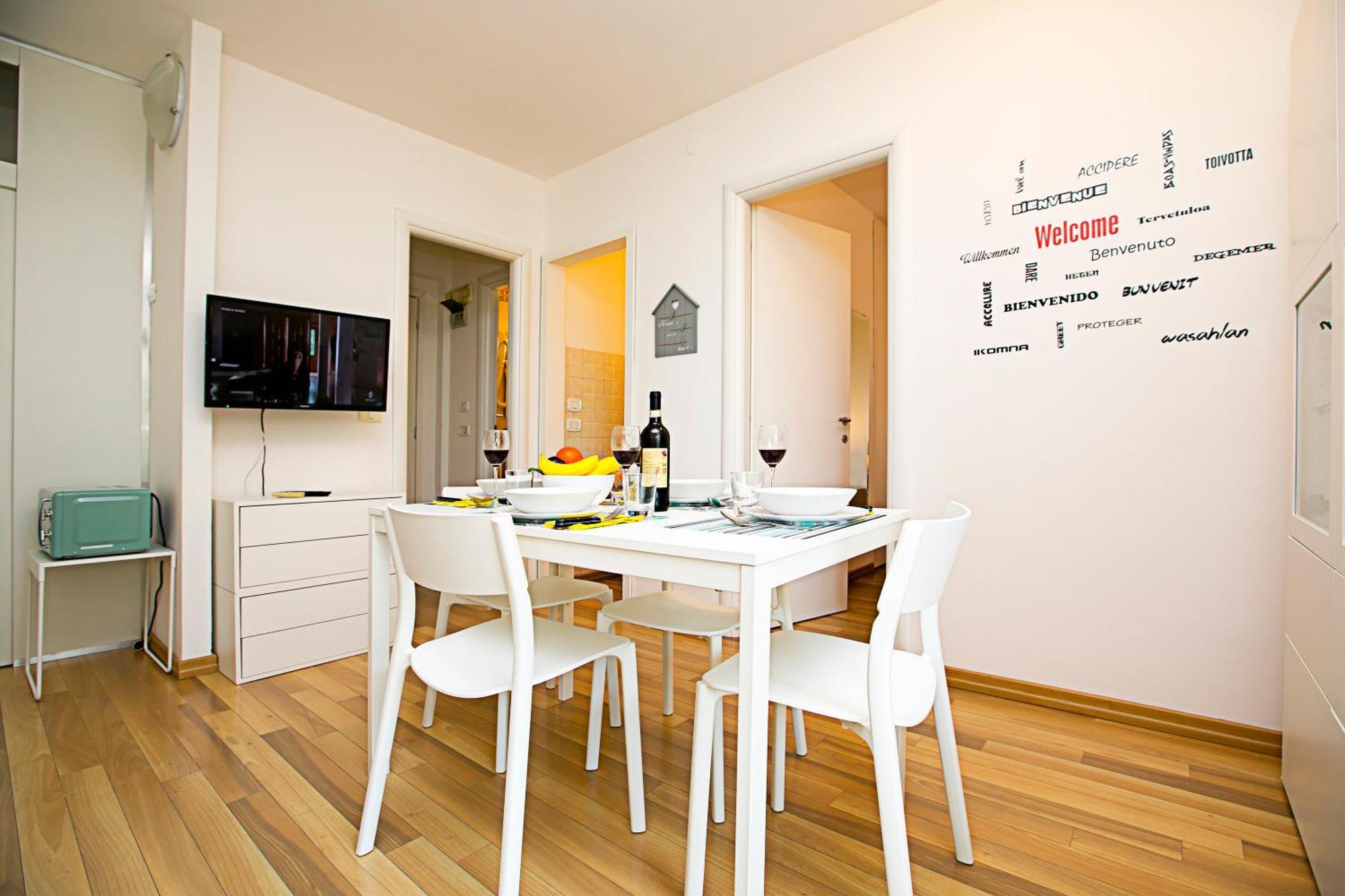 Riva Lago E Spiaggia Apartment 2 - Happy Rentals ภายนอก รูปภาพ