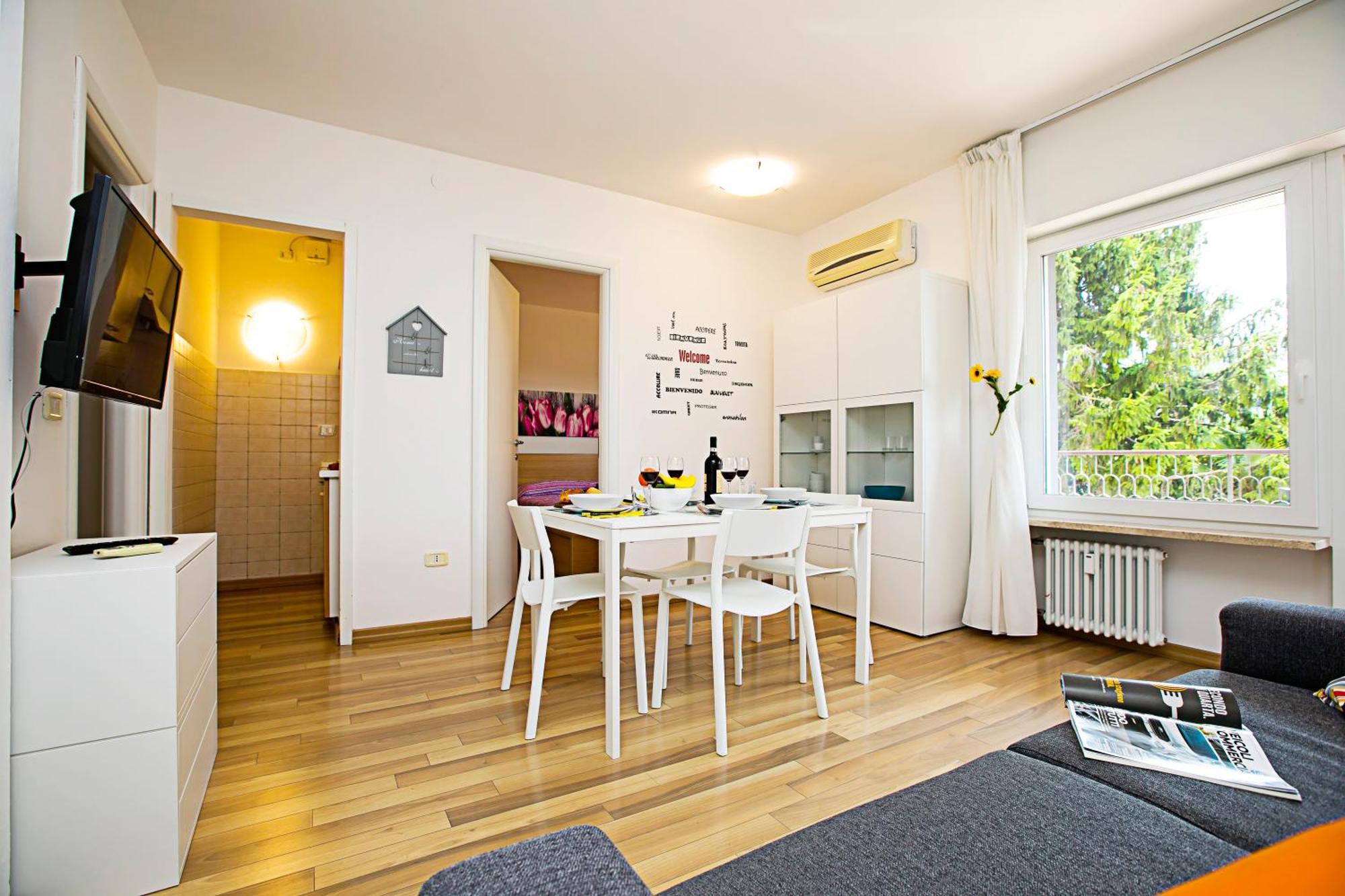 Riva Lago E Spiaggia Apartment 2 - Happy Rentals ภายนอก รูปภาพ